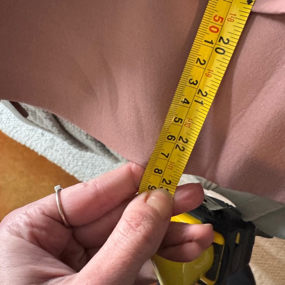 Lululemon Size 8 Warm Two Ways Reversible Bomber Jacket Mauve Pink EUC - Picture 11 of 11